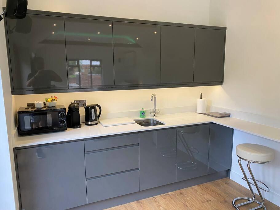 Stansted Airport Luxury Annexe With Parking. Lejlighed Birchanger Eksteriør billede