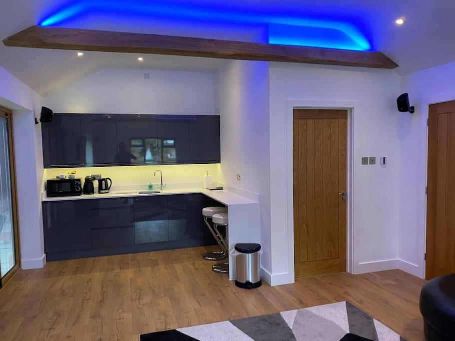 Stansted Airport Luxury Annexe With Parking. Lejlighed Birchanger Eksteriør billede